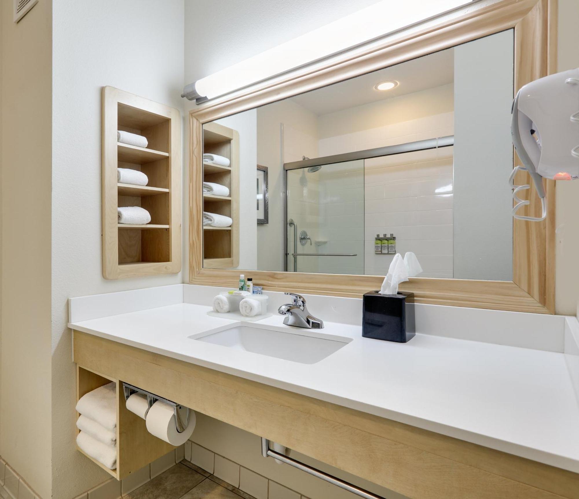 King Room Hearing Accessible