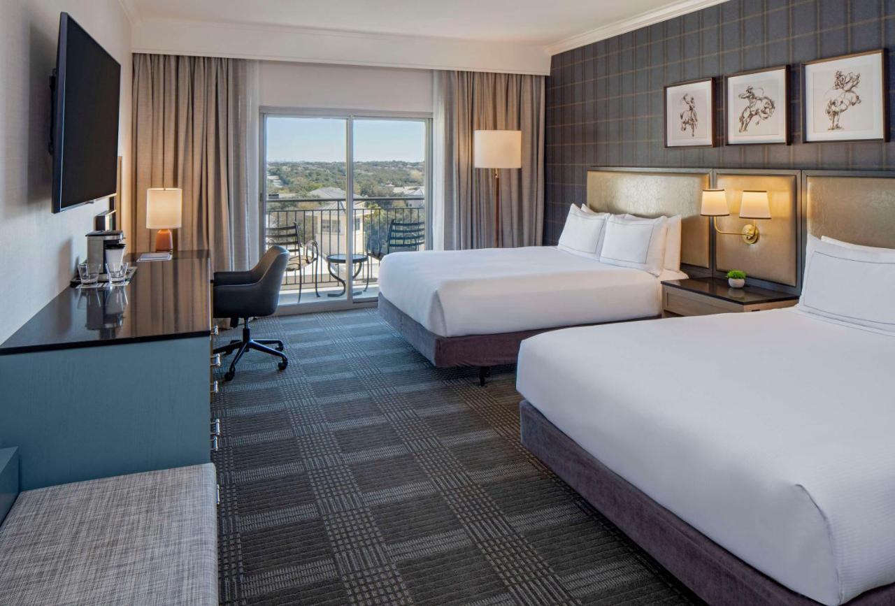 Queen Room Two Queen Beds Balcony
