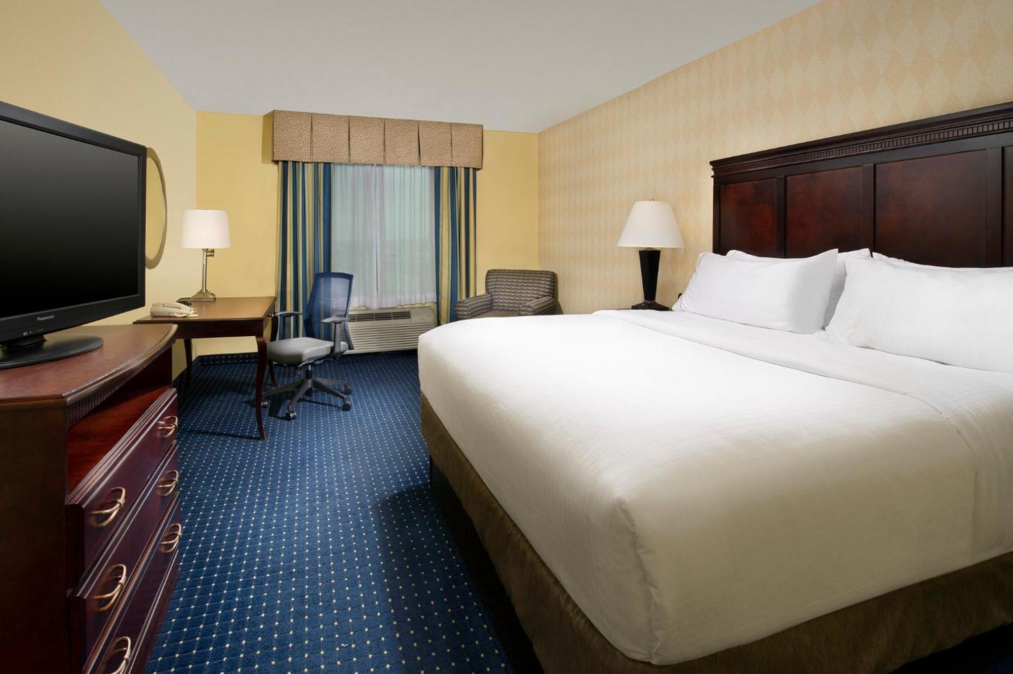 Standard King Room