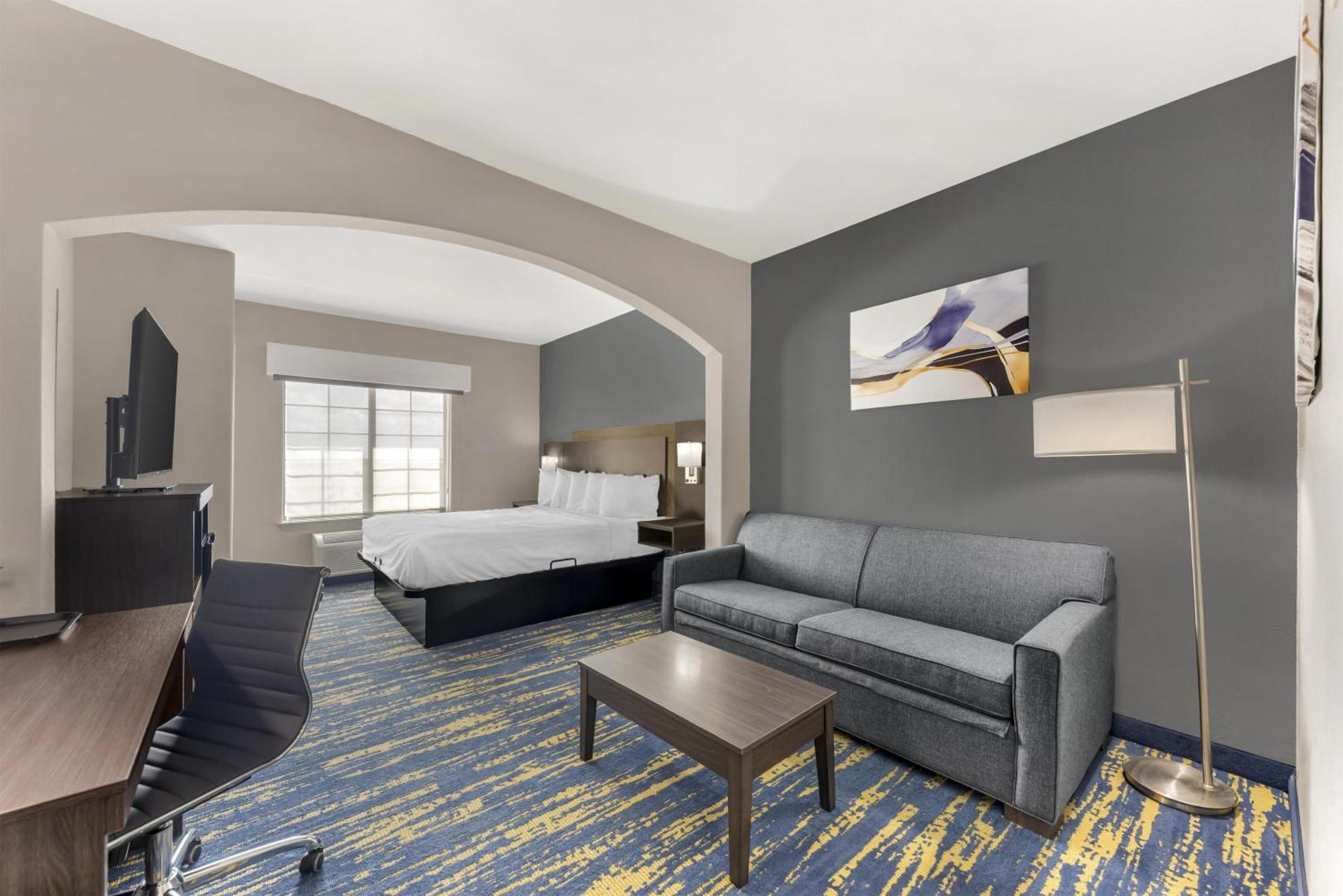 Deluxe King Room