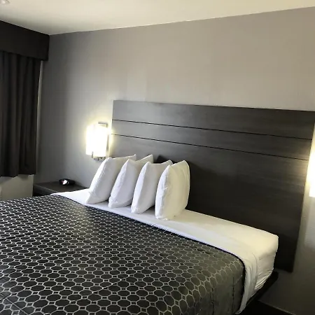 Americas Best Value Inn & Suites San Antonio Arena District-3